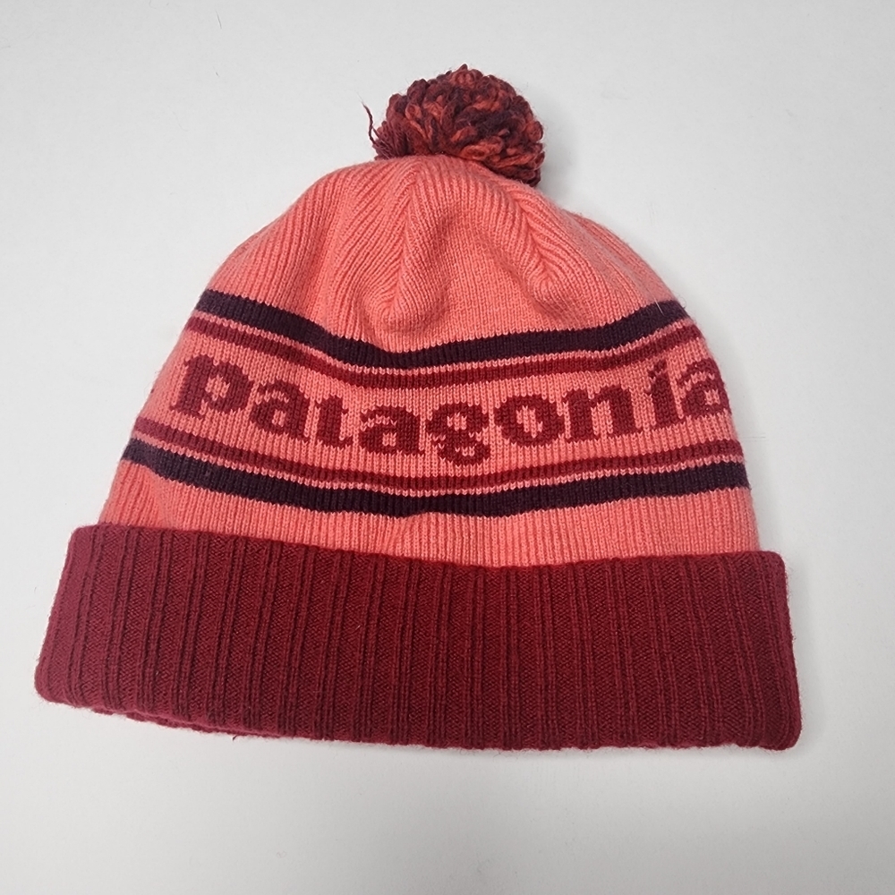 Patagonia Winter Hat Pompom Wool Blend Maroon Womens